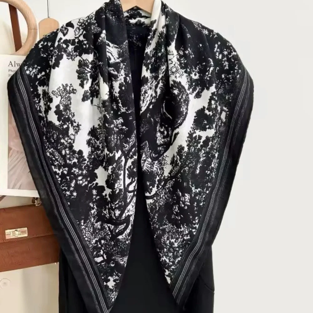 Elegant Black and White Scarf